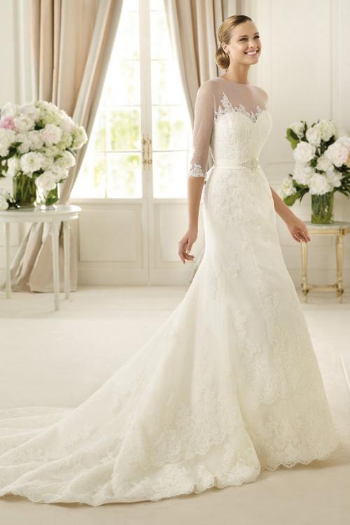 3/4 Sleeved Illusion Neck Lace Patterns overlay Tulle Wedding Dress 