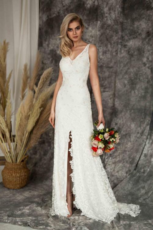 Elegant Ivory V-neck Sleeveless Lace Buttons Split Sweep Train Long Wedding Dresses with V Back 