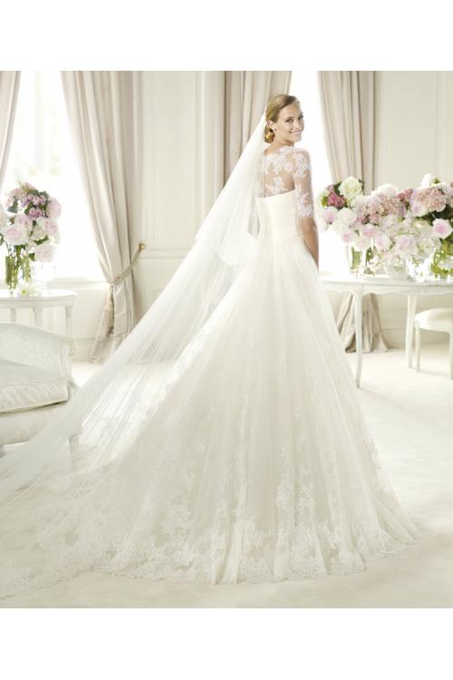 Honorable A-line Sweetheart Lace Sweep/Brush Train Tulle Wedding Dresses 